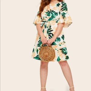 Leaf print dress